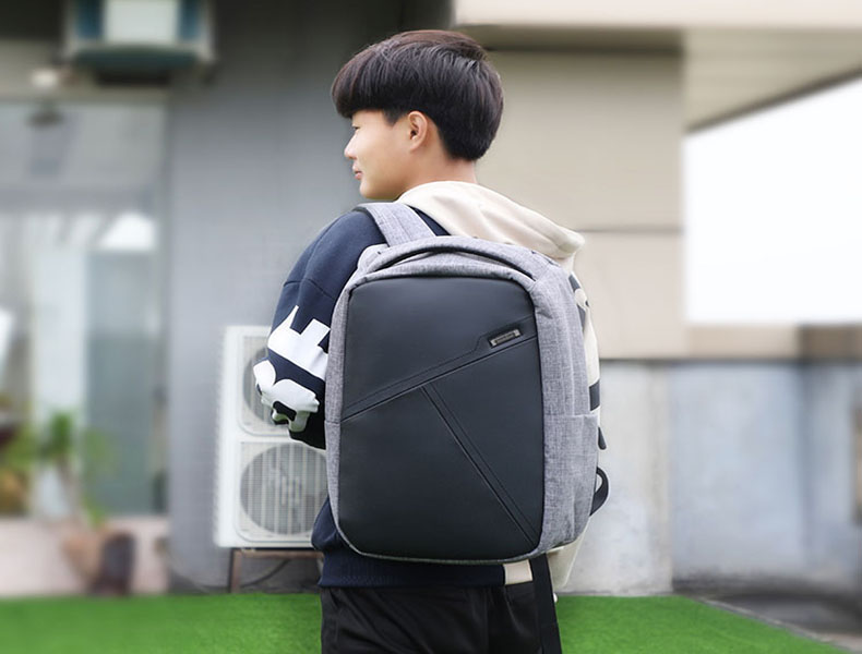 2020年年終禮品送什么？定制禮品背包助員工順利返鄉(xiāng)