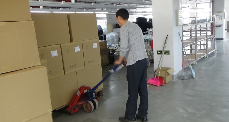 東莞箱包工廠,背包定制,背包工廠,雙肩包定制,禮品背包定制