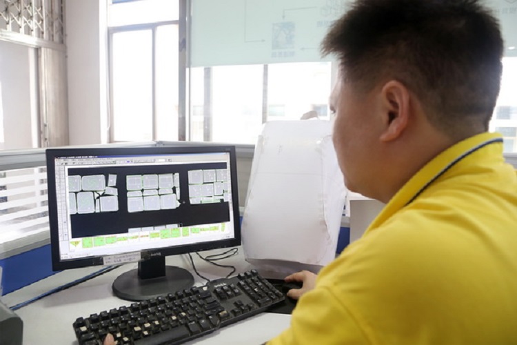 包包工廠,箱包工廠,背包工廠,禮品包生產(chǎn)工廠,書包工廠