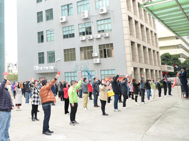 雙肩包廠廣東恩典科技,背包廠家,背包定制.jpg