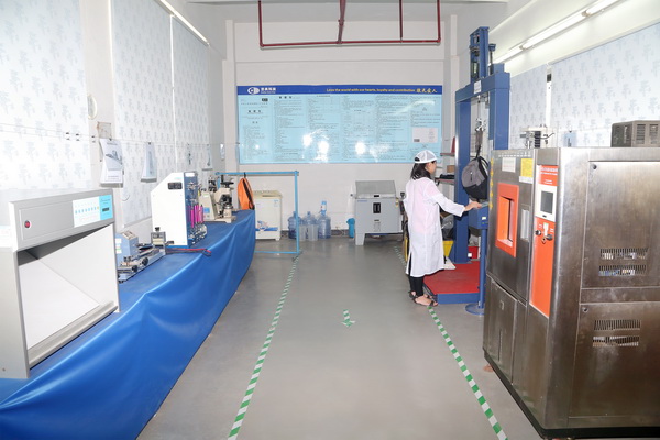 恩典科技箱包工廠是如何保證箱包品質(zhì)的？